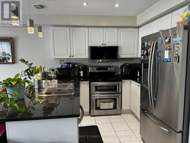 409 Aspendale Cres in Mississauga, ON - Building Photo - Building Photo
