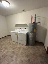 Stadium Commons in Mankato, MN - Foto de edificio - Building Photo