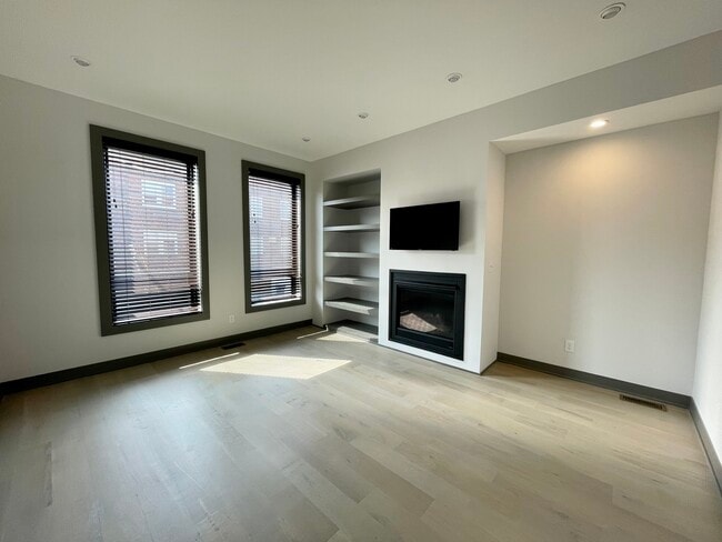 1034 E Missouri Ave in Kansas City, MO - Building Photo - Building Photo