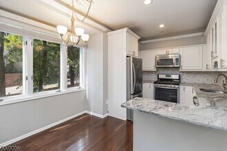 48C Ridgedale Ave in Morristown, NJ - Building Photo - Building Photo