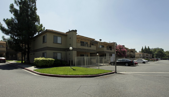 Juniper Village in Fontana, CA - Building Photo - Building Photo