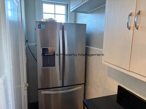 550-552 Wayland Ave in Providence, RI - Foto de edificio - Building Photo