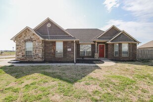 213 Adams St in Pea Ridge, AR - Building Photo