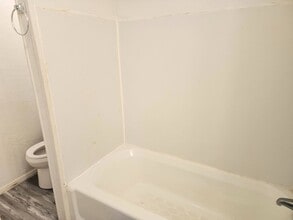 216 S Avenue I in Portales, NM - Building Photo - Building Photo