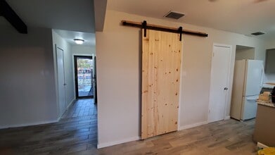 2042 Magill St in Odessa, TX - Building Photo - Building Photo