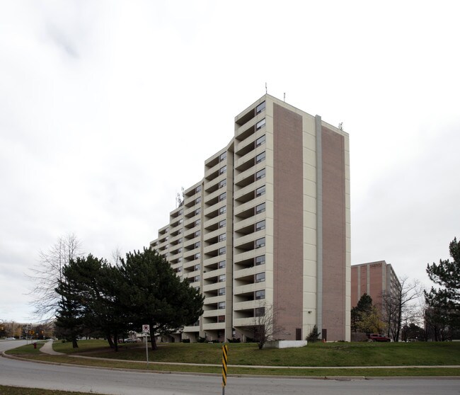 Wallace Pines II Apartments Oakville, ON Apartments For Rent