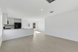 3704 Spring Run Dr in Sherman, TX - Building Photo - Building Photo