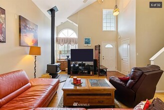 1317 Ethan Ct in Bellingham, WA - Building Photo - Building Photo