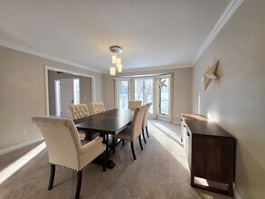 3427 E Dobson Pl in Ann Arbor, MI - Building Photo - Building Photo