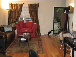 542 Peabody Sq in Memphis, TN - Building Photo - Building Photo