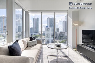 180 NE 29th St-Unit -FL10-ID2 in Miami, FL - Building Photo - Building Photo