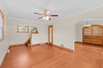 1001 Woodsdale Ave in Toledo, OH - Building Photo - Building Photo