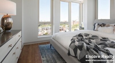 101 S Huntington Ave, Unit 407 in Boston, MA - Foto de edificio - Building Photo