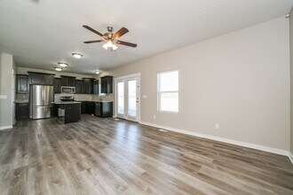 13079 S Shady Elm Ct in Herriman, UT - Building Photo - Building Photo
