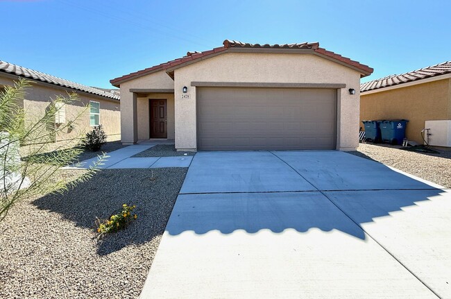 property at 2478 Tapatio Dr