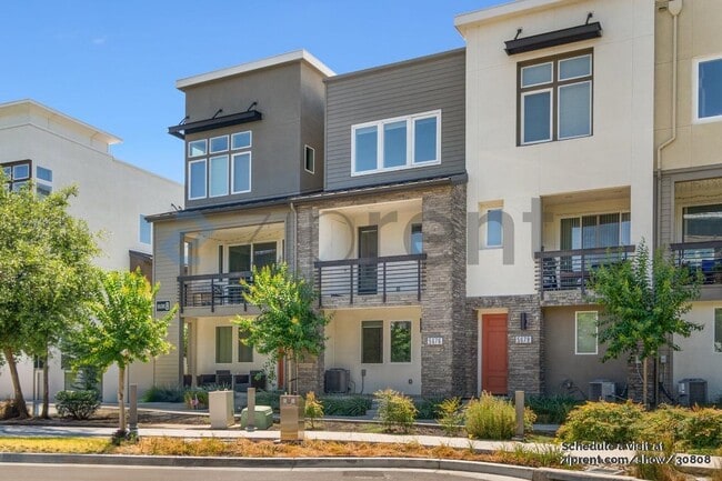 5676 El Dorado Ln in Dublin, CA - Foto de edificio - Building Photo