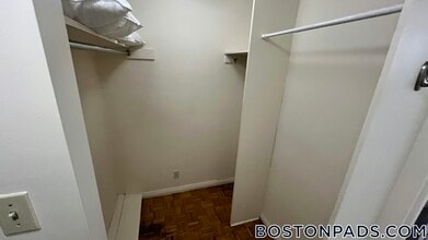 1455 Commonwealth Ave in Boston, MA - Building Photo - Building Photo