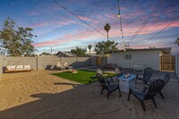 930 E Henry St in Tempe, AZ - Foto de edificio - Building Photo