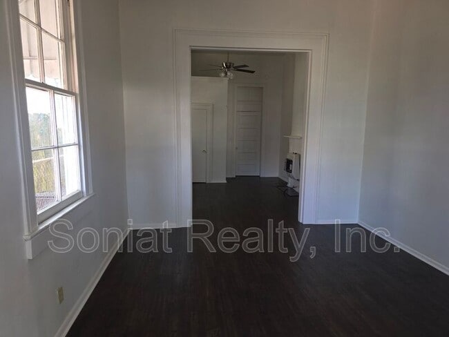 914 N Dorgenois St in New Orleans, LA - Building Photo - Building Photo