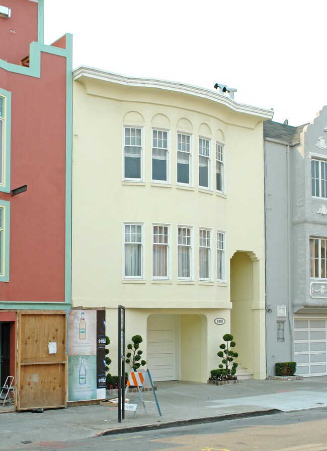 2435-2437 Chestnut St in San Francisco, CA - Building Photo - Building Photo