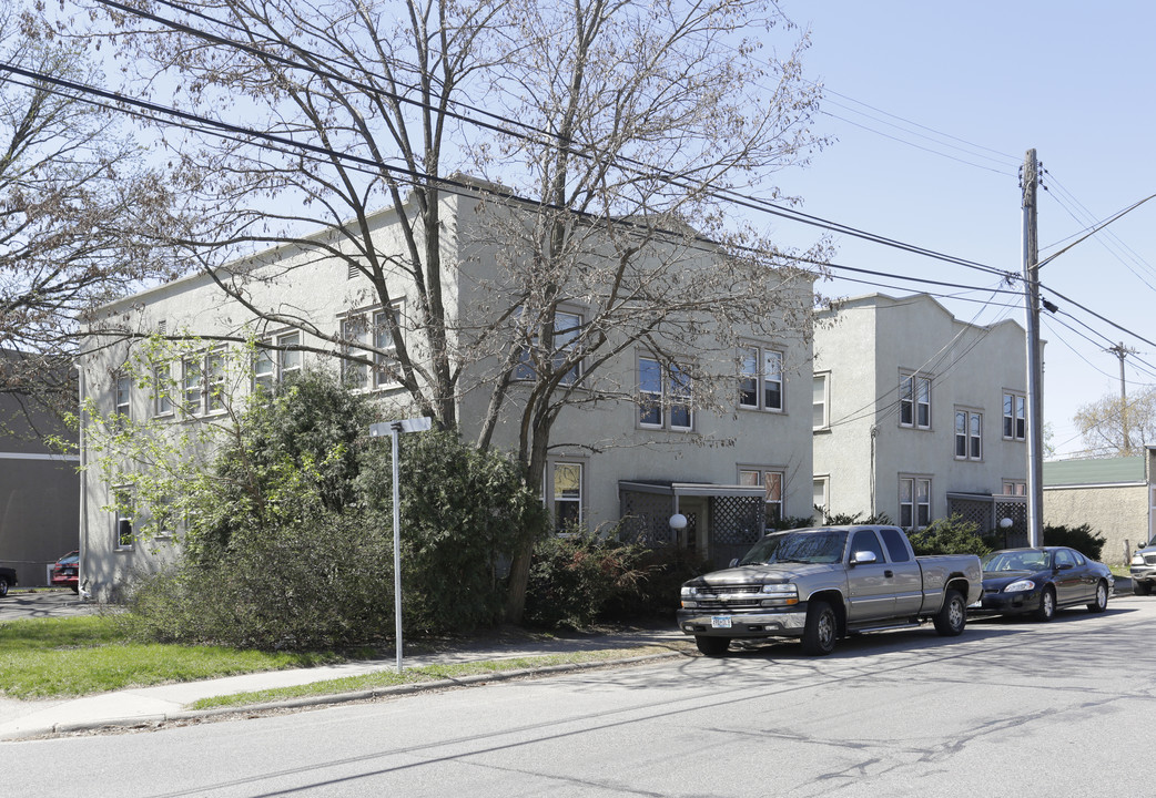 960-962 29th Ave NE in Minneapolis, MN - Building Photo