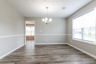 1870 Hillspring Ln in Lithonia, GA - Building Photo - Building Photo