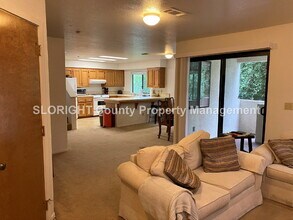 411 Brizzolara St in San Luis Obispo, CA - Building Photo - Building Photo