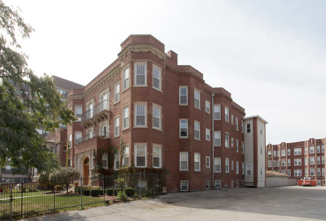 4610-4612 S Ellis Ave in Chicago, IL - Building Photo - Building Photo