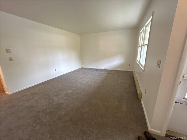 5 Parkview Ct in Copake, NY - Building Photo - Building Photo