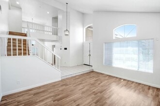 7885 El Dorado St in Fontana, CA - Building Photo - Building Photo