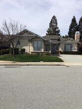 585 Calle Viento in Morgan Hill, CA - Building Photo - Building Photo