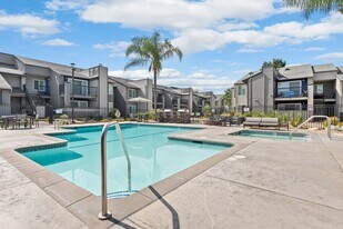 The James Apartments in Riverside, CA - Building Photo