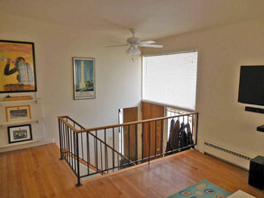 1009 Olivia Ave in Ann Arbor, MI - Building Photo - Building Photo