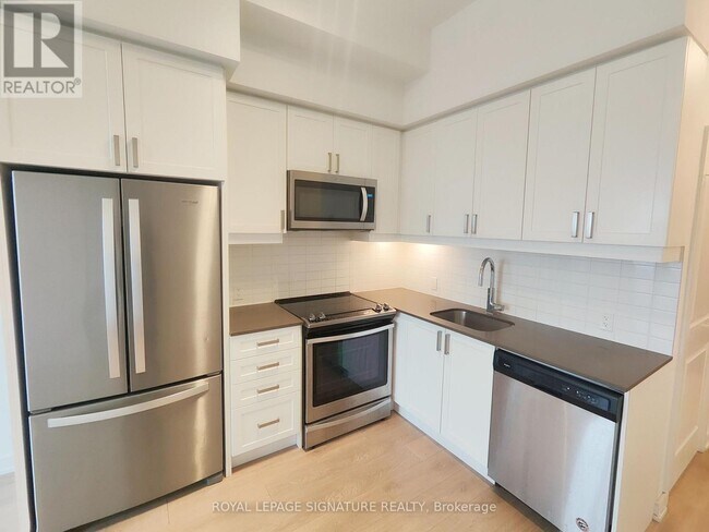 8 Nahani Way in Mississauga, ON - Building Photo - Building Photo