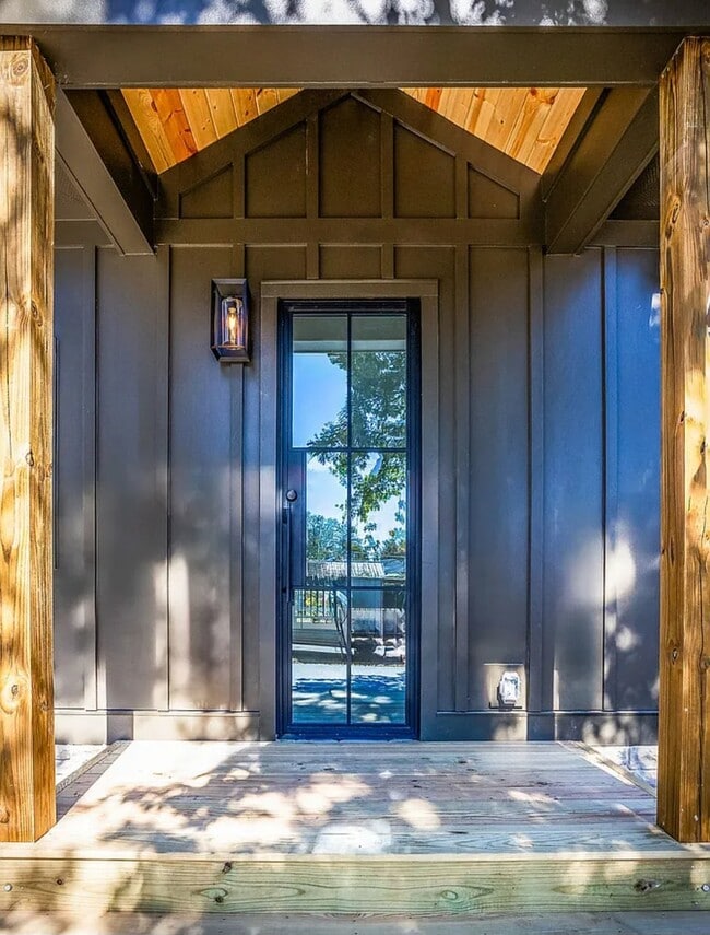 1905 Highland Ave in Columbia, TN - Building Photo - Building Photo