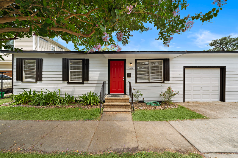 5810 Michaux St in Houston, TX - Building Photo