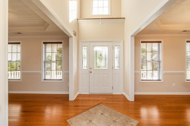 355 Lockwood Dr in Cameron, NC - Building Photo - Building Photo