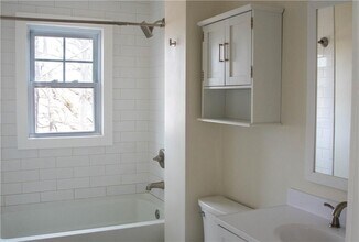 457 Carolina Back Rd in Charlestown, RI - Building Photo - Building Photo