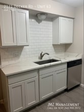 2171 Decker Rd in Walled Lake, MI - Building Photo - Building Photo