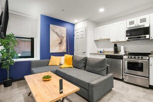 209 9th St in Pittsburgh, PA - Building Photo