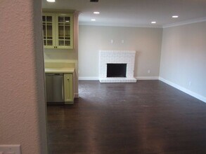 410 Whitney Ave-Unit -410 Whitney Ave in Vallejo, CA - Building Photo - Building Photo