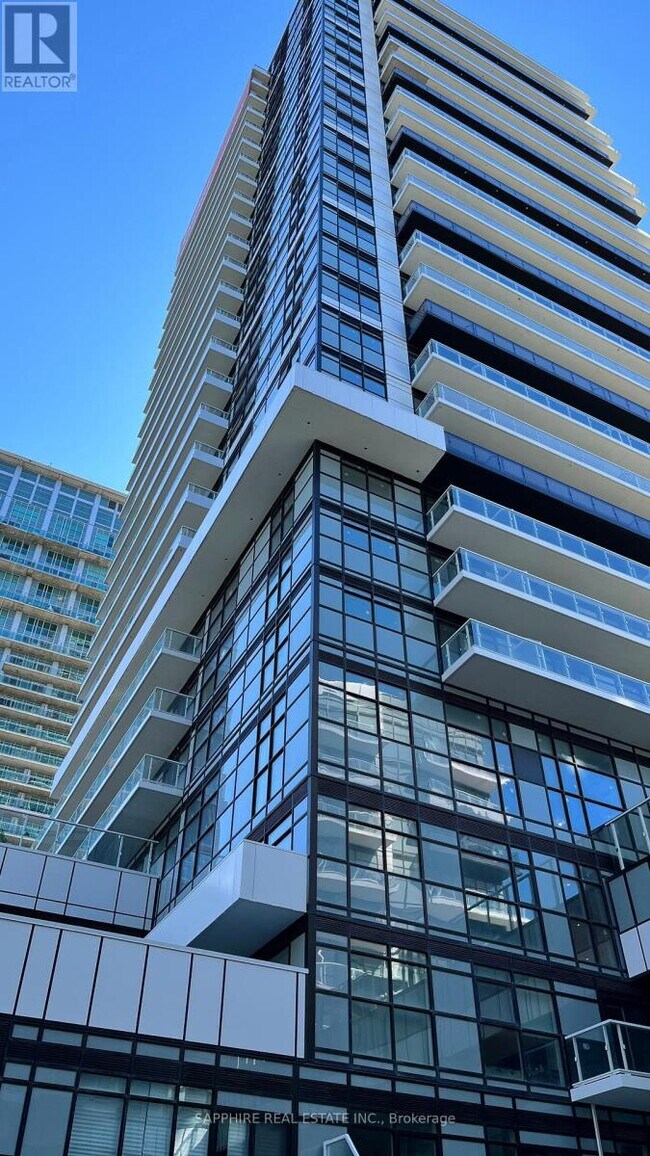 251 Manitoba St in Toronto, ON - Building Photo - Building Photo