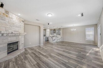 198 Danish Dr in Hutto, TX - Building Photo - Building Photo