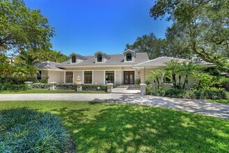 3425 Alhambra Cir in Coral Gables, FL - Building Photo - Building Photo