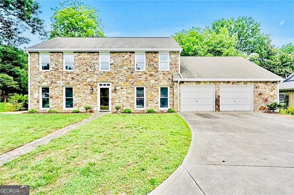 470 Shadowlawn Road SE in Marietta, GA - Building Photo