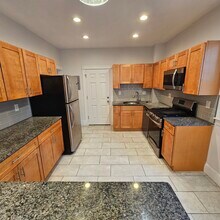 384 Washington St, Unit 1 in Cambridge, MA - Building Photo - Building Photo
