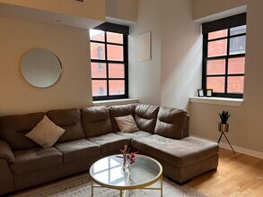 237 Granby St, Unit 37 in Norfolk, VA - Foto de edificio - Building Photo