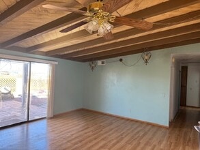 1699 Rio Vista Dr in Bullhead City, AZ - Building Photo - Building Photo