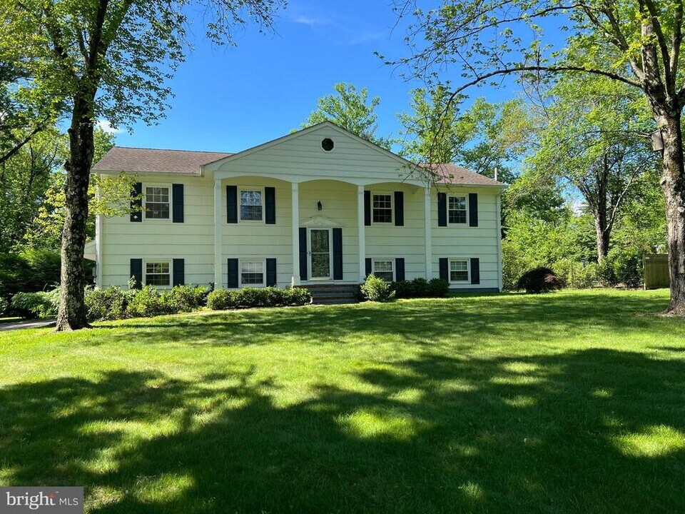 178 Herrontown Rd in Princeton, NJ - Building Photo