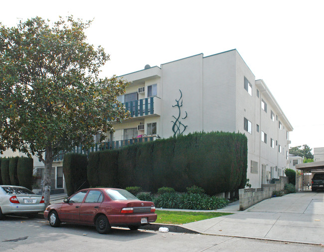 1045 S Sherbourne Dr in Los Angeles, CA - Building Photo - Building Photo